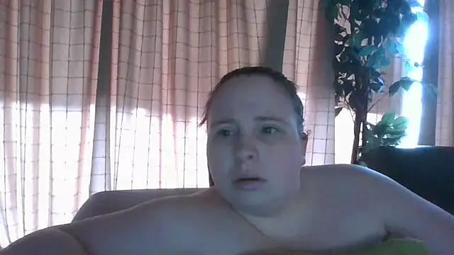 Snapshot of Sarahtjeuh_ chatting on February 11, 2026, 1:16 pm Sarahtjeuh online show from February 11, 2026, 1:16 pm