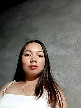 Snapshot of Rose-222 chatting on February 13, 2026, 11:23 pm Rose-222 online show from February 13, 2026, 11:23 pm