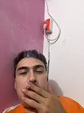 Snapshot of vanilla_Kush chatting on February 5, 2026, 3:00 am vanilla Kush online show from February 5, 2026, 3:00 am