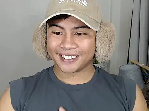 Snapshot of beraldick chatting on March 3, 2026, 12:11 pm beraldick online show from March 3, 2026, 12:11 pm