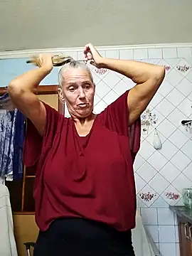 lukerya online show from October 8, 2025, 6:33 am