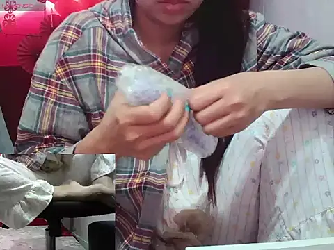 Snapshot of song_ngan chatting on March 3, 2026, 5:02 am song ngan online show from March 3, 2026, 5:02 am