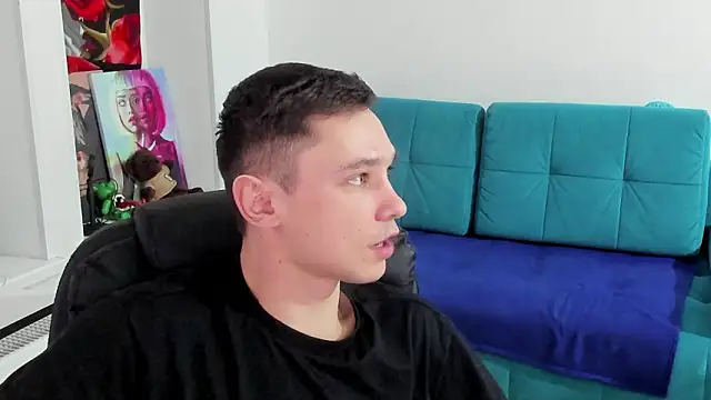 Alexmansuper online show from March 7, 2026, 9:23 pm