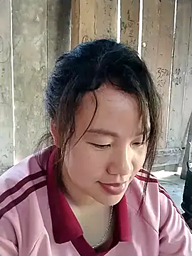 Lymimi online show from May 7, 2026, 3:23 am