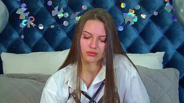 AliceVersal online show from March 17, 2026, 4:39 am