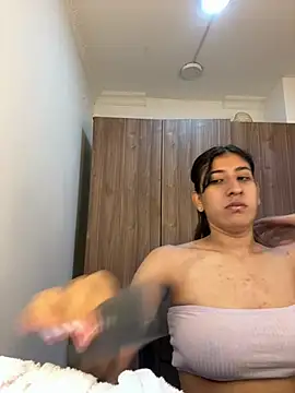 Violet rousse7 online show from March 6, 2026, 12:07 am