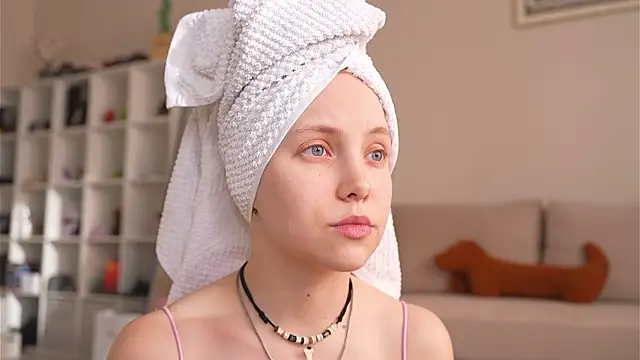 Appr0ved  online show from March 28, 2026, 2:27 pm