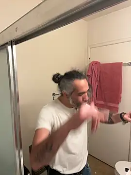 Snapshot of DaddyScorpio78 chatting on February 21, 2026, 11:33 am DaddyScorpio78 online show from February 21, 2026, 11:33 am