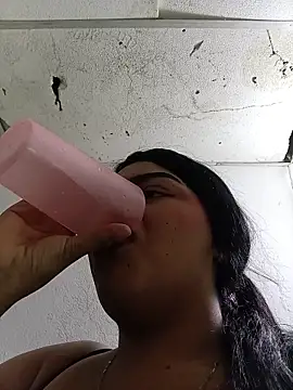 Snapshot of angela_sex_x chatting on February 6, 2026, 11:08 pm angela sex x online show from February 6, 2026, 11:08 pm