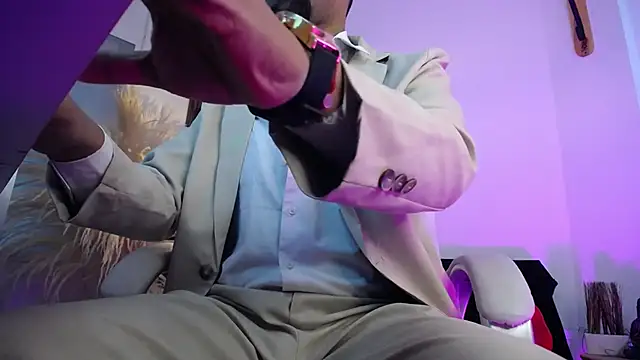 Snapshot of Paolo_Blaze chatting on February 5, 2026, 12:21 pm Paolo Blaze online show from February 5, 2026, 12:21 pm