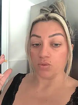 NinaRicci1518 online show from March 9, 2026, 12:42 pm