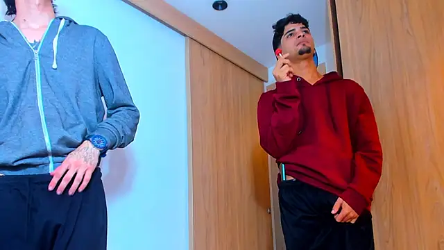 Snapshot of TheBatMansion chatting on February 6, 2026, 1:21 am TheBatMansion online show from February 6, 2026, 1:21 am