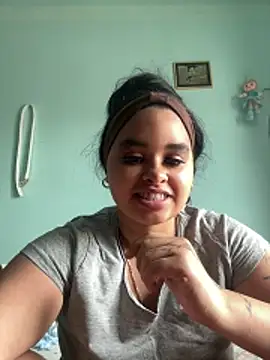 Aloyenita online show from May 4, 2026, 10:22 am