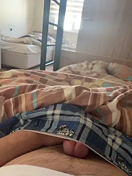 Ateslipanter31 online show from March 8, 2026, 12:53 pm