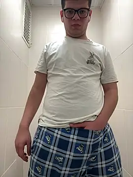 Ateslipanter31 online show from April 2, 2026, 5:21 pm