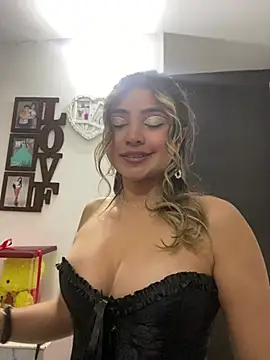 sweetlove- online show from July 28, 2026, 2:51 am