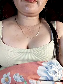 Reina Fcup01 online show from February 6, 2026, 2:20 pm