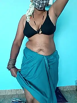 Snapshot of Kavya_KannadaTamil chatting on February 15, 2026, 6:54 am Kavya KannadaTamil online show from February 15, 2026, 6:54 am