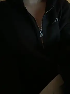 Sara0202 online show from February 23, 2026, 8:50 pm