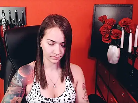 Snapshot of _MissJaneWarren_ chatting on February 19, 2026, 1:07 pm MissJaneWarren online show from February 19, 2026, 1:07 pm