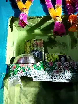 Snapshot of Chanchal_pande chatting on February 3, 2026, 3:17 pm Chanchal pande online show from February 3, 2026, 3:17 pm