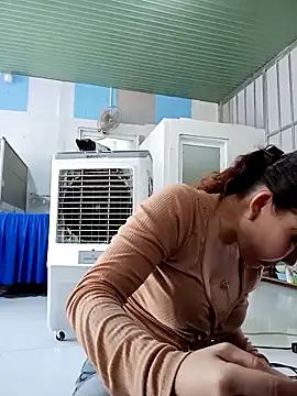 Ana-love2026 online show from February 11, 2026, 3:22 am