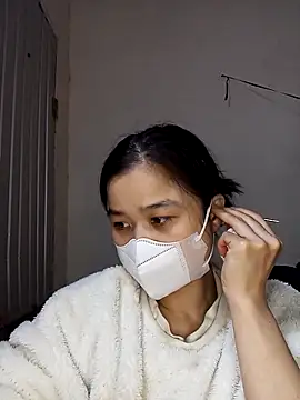 Daisy-lusia2026 online show from April 4, 2026, 2:25 pm