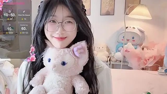 Luminous4173 online show from February 21, 2026, 8:04 am