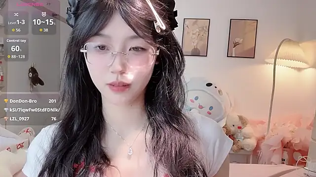 Luminous4173 online show from July 14, 2026, 1:17 pm