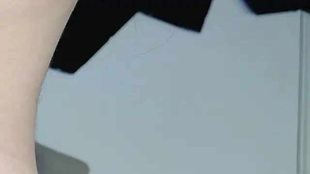 ChloeeDavis online show from February 17, 2026, 7:31 pm