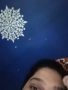 Aliya Hott online show from June 14, 2026, 6:32 pm