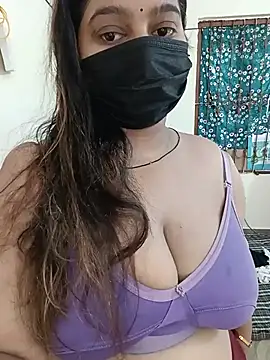 Aliya Hott online show from July 22, 2026, 5:32 am