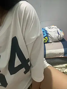 Snapshot of hotgirl-sexy chatting on April 18, 2026, 7:01 am hotgirl-sexy online show from April 18, 2026, 7:01 am