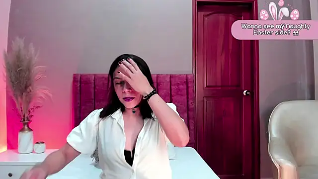 AnnaBroooks online show from April 1, 2026, 12:00 am