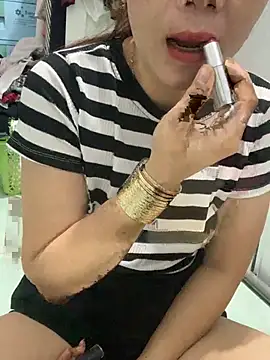 Snapshot of Baby-lovely69 chatting on February 23, 2026, 1:03 am Baby-lovely69 online show from February 23, 2026, 1:03 am