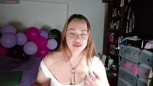 Tammy Parker online show from June 13, 2026, 9:18 am