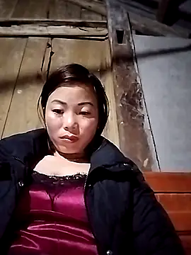 Ella-aa online show from February 1, 2026, 4:49 pm