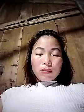 Ella-aa online show from February 17, 2026, 3:40 pm