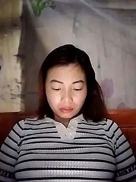 Ella-aa online show from March 21, 2026, 9:51 pm