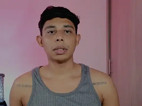 nilo2021 online show from March 27, 2026, 1:22 am