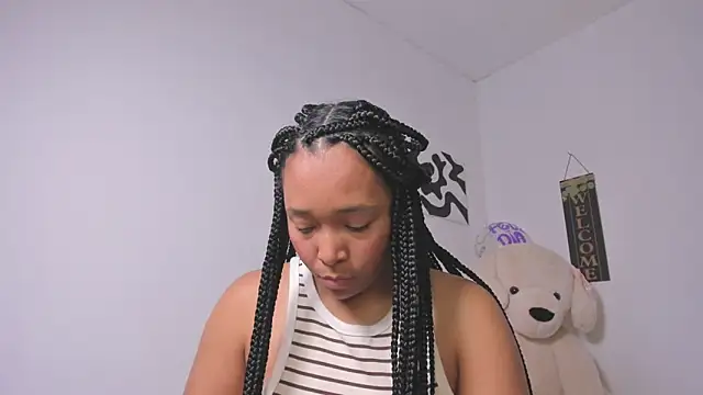 Nia13 online show from March 28, 2026, 6:46 am