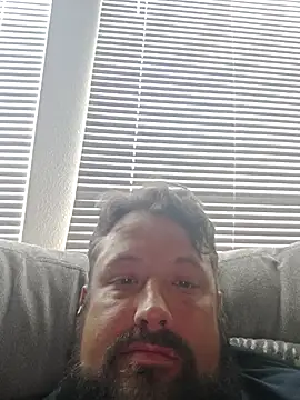 Snapshot of loveemall2026 chatting on April 7, 2026, 7:47 pm loveemall2026 online show from April 7, 2026, 7:47 pm