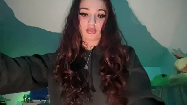 Snapshot of heluvsbabii chatting on March 2, 2026, 7:15 am heluvsbabii online show from March 2, 2026, 7:15 am