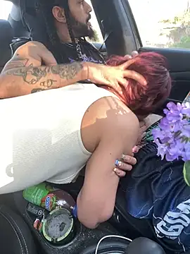 heluvsbabii online show from April 16, 2026, 9:39 pm