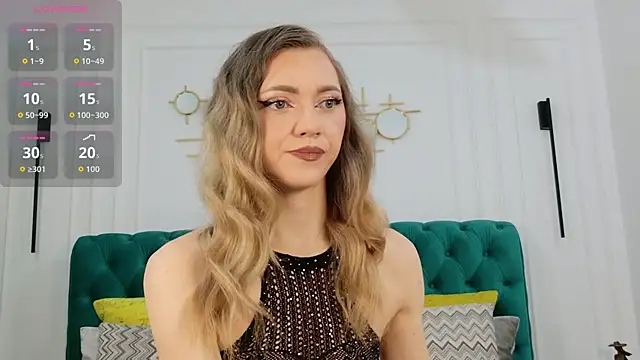 IrisLayne online show from April 10, 2026, 4:28 am