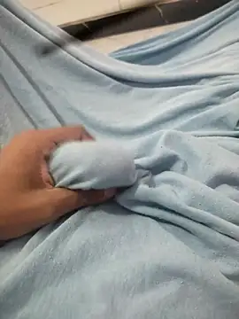 comesuabuceta online show from March 8, 2026, 9:40 pm