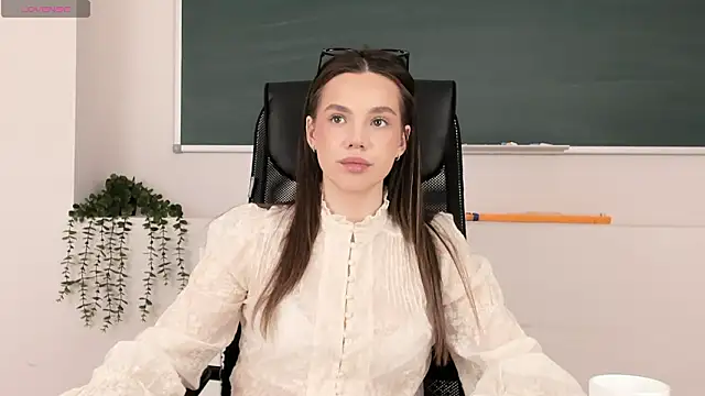 AlissaMilee online show from March 17, 2026, 3:00 am