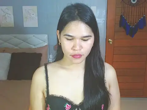 Snapshot of alianabrooks chatting on February 9, 2026, 4:05 am alianabrooks online show from February 9, 2026, 4:05 am