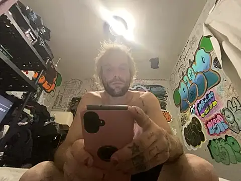 gothboiplzty online show from July 4, 2026, 4:18 am
