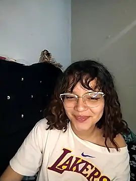 Snapshot of Melissa_giratt chatting on February 28, 2026, 4:02 am Melissa giratt online show from February 28, 2026, 4:02 am